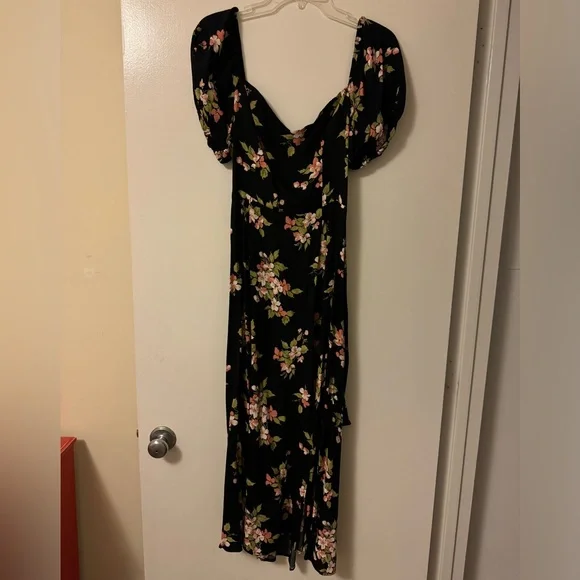 Reformation Dress - Picture 2 of 6